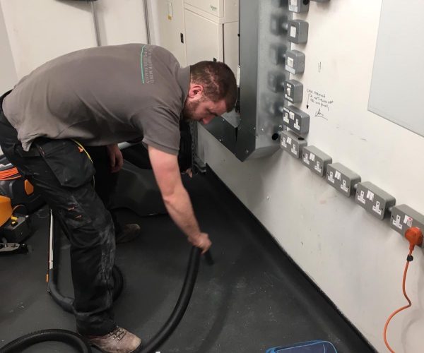 Commercial electrical contractor working on job - Full Circuit Electrical