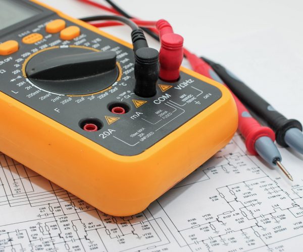 Electric device tester - Full Circuit Electrical