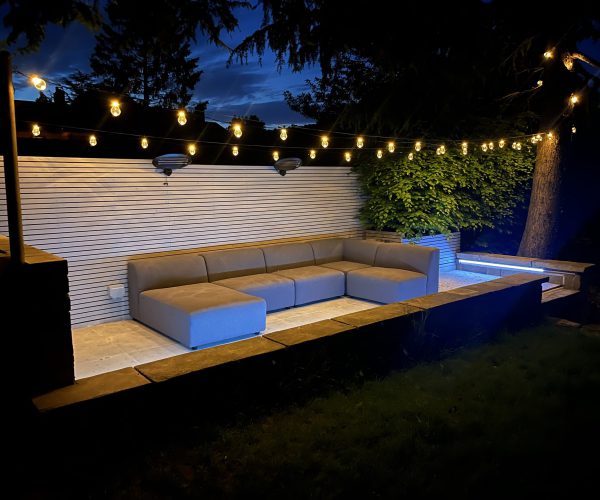 Full Circuit Electrical - Outdoor Living Room Light Installation